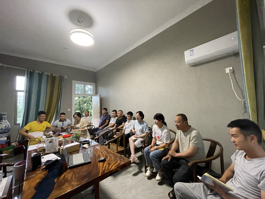 景德鎮(zhèn)養(yǎng)護(hù)保潔項目_副本.jpg